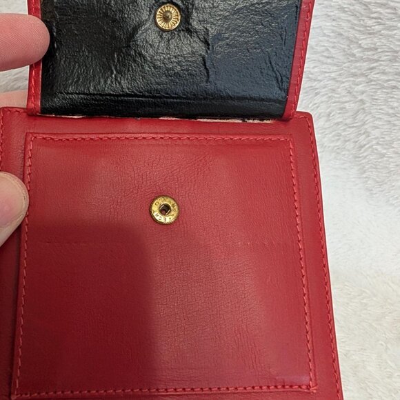 Authentic Valentino Garavani Embossed Bifold Wallet - Picture 15 of 16